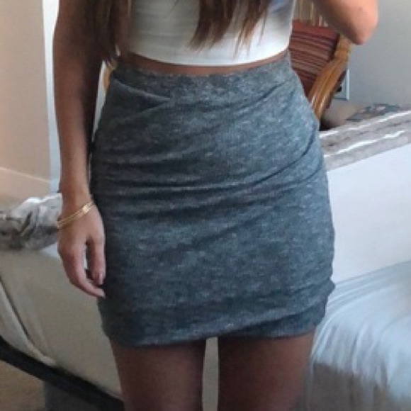 Zara ruched knit mini skirt - Picture 1 of 1